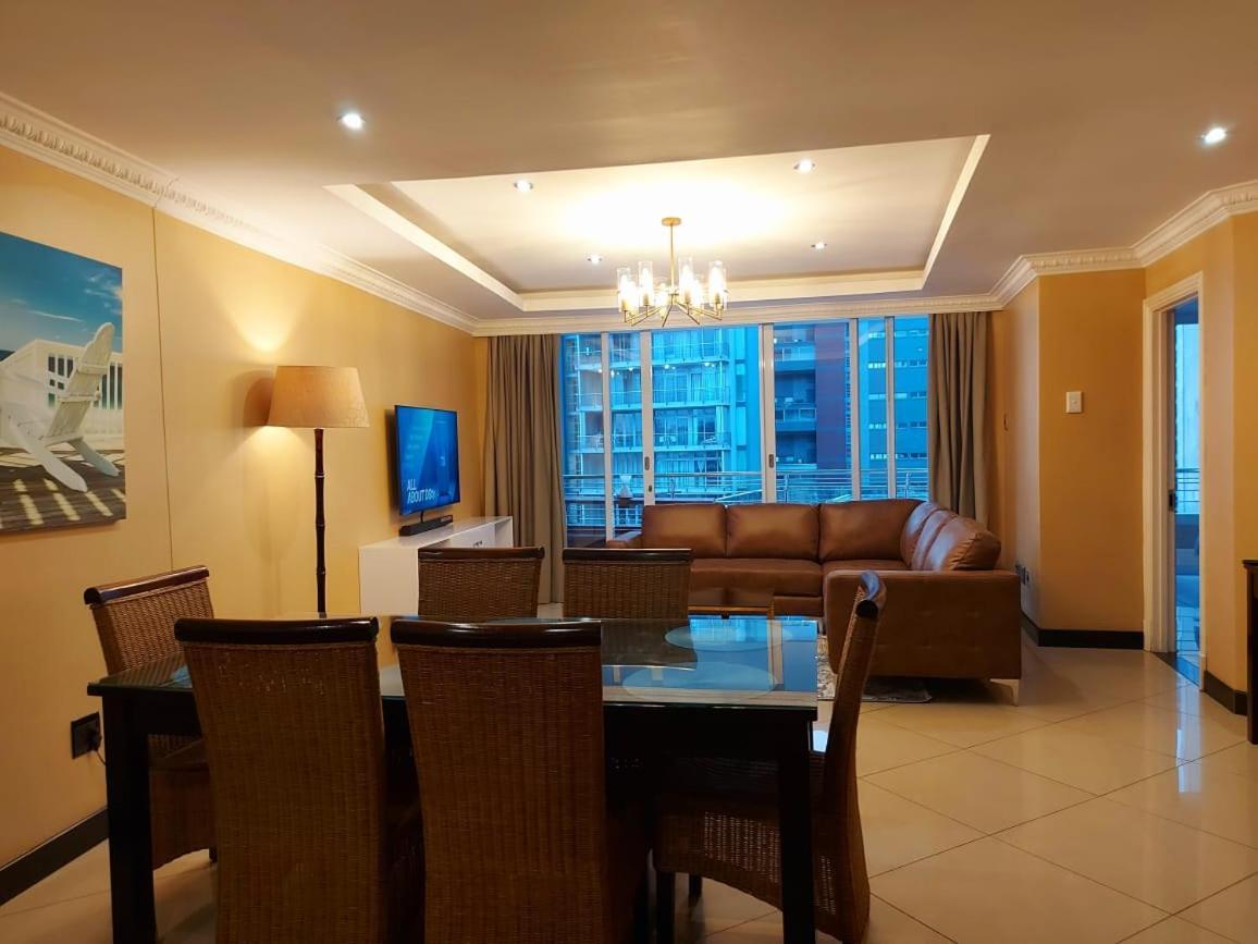 Appartamento Ocean Sunrise At The Sails - Durban Point Waterfront Esterno foto