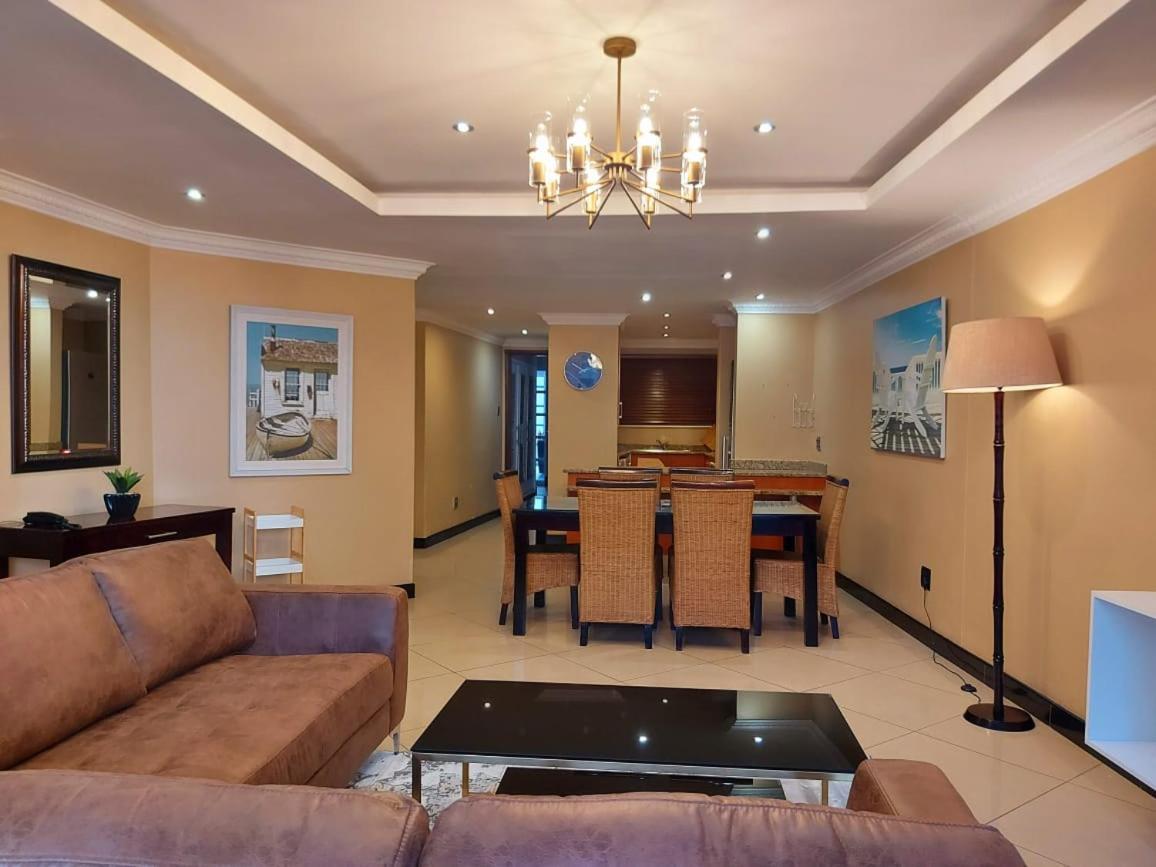 Appartamento Ocean Sunrise At The Sails - Durban Point Waterfront Esterno foto